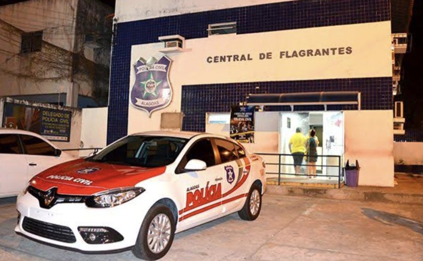 Mulher é agredida pelo irmão com faca e pedras, durante discussão familiar em Maceió