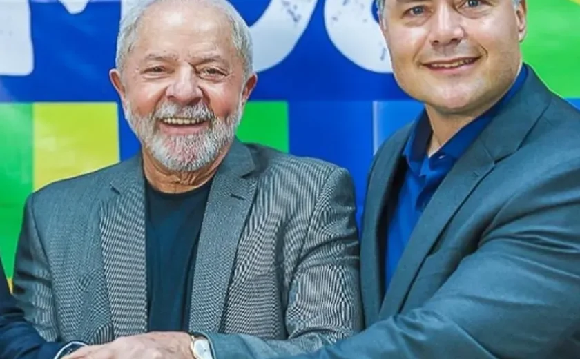 Lula exonera Renan Filho e outros três ministros para votarem na indicação de Dino ao STF