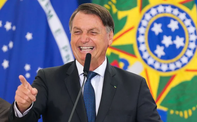 Bolsonaro vai passar a virada do ano em pousada no Litoral Norte de Alagoas