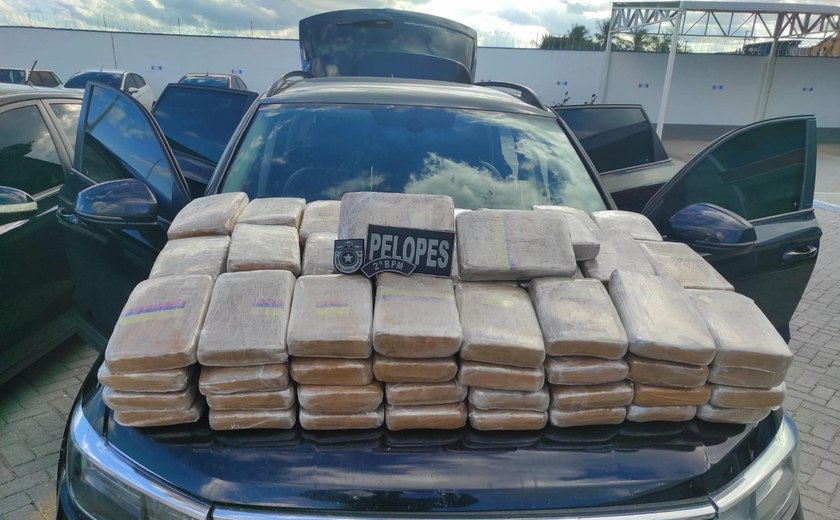 Polícia Militar apreende 121 quilos de drogas e 22 armas em uma semana