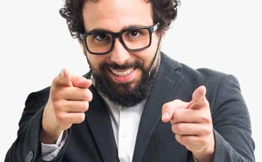 Pela primeira vez na capital Alagoana, humorista apresenta seu novo show “Murilo Coach - 7 passos para o bilhão”