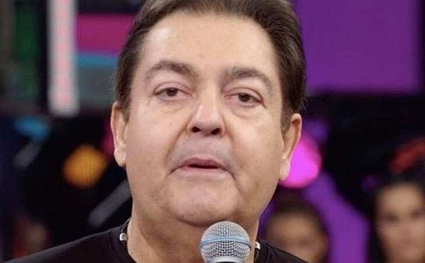 Faustão está estável e respirando com ajuda de ventilação mecânica, diz boletim