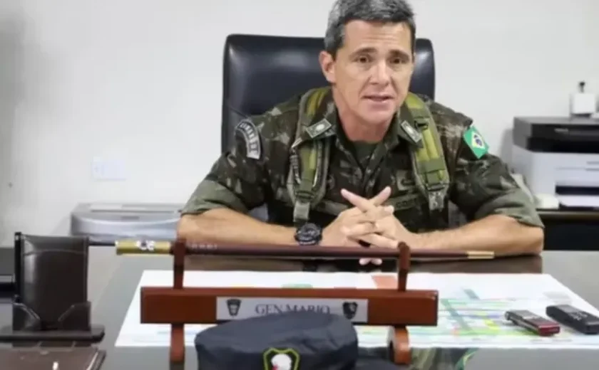Família pressiona general preso a fechar delação atingindo Bolsonaro