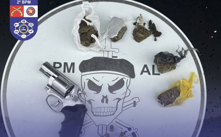 Policiais do 2° BPM prendem homem por tráfico de drogas e apreendem arma e munições em União dos Palmares