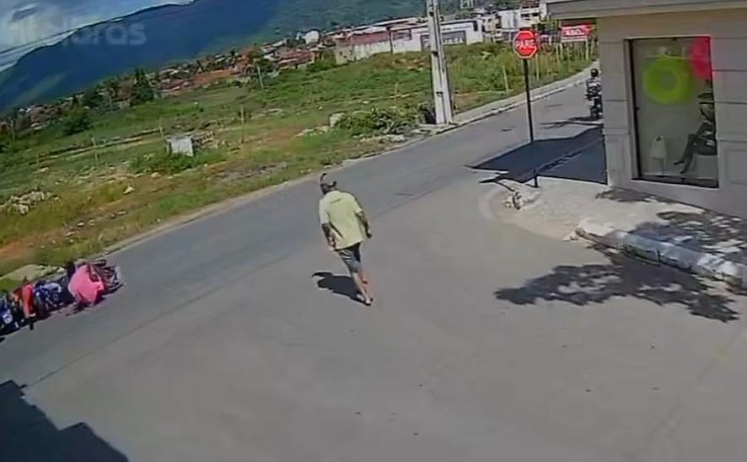 Câmera flagra acidente em frente ao antigo posto Vergetão em União