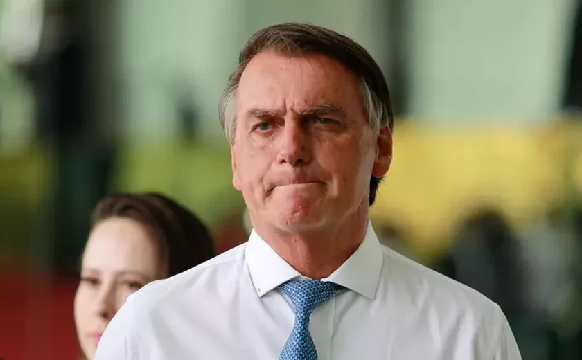 CGU conclui que registro de vacinação contra Covid-19 de Bolsonaro é falso