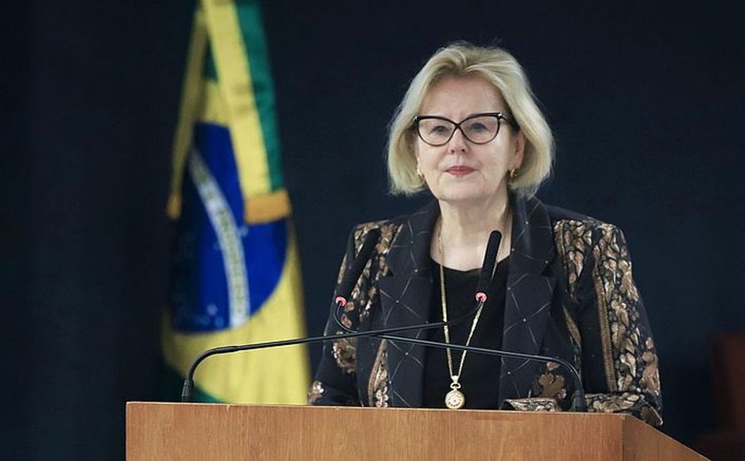 Ministra Rosa Weber marca julgamento de ação que descriminaliza aborto