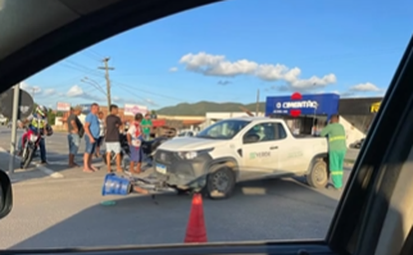 Carro da Verde se envolve em acidente na entrada de União dos Palmares