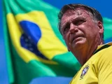 Bolsonaro nega envolvimento em tentativa de golpe e ironiza denúncia: “Golpe da Disney”