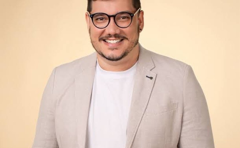 Nesta quinta-feira, Prefeitura de União dos Palmares traz escritor Edgard Abbehusen para a Semana do Estudante*