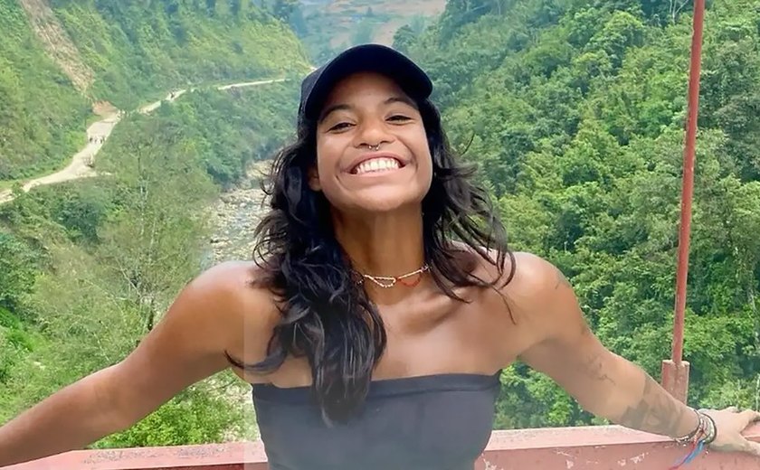 Corpo de Juliana Marins chega ao Brasil para nova perícia após morte na Indonésia