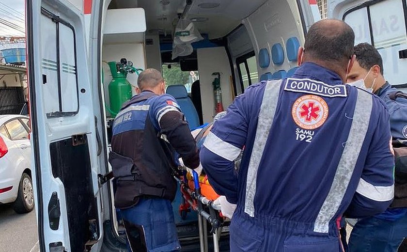 Avô morre ao cair de bicicleta quando buscava neto na escola em Maceió