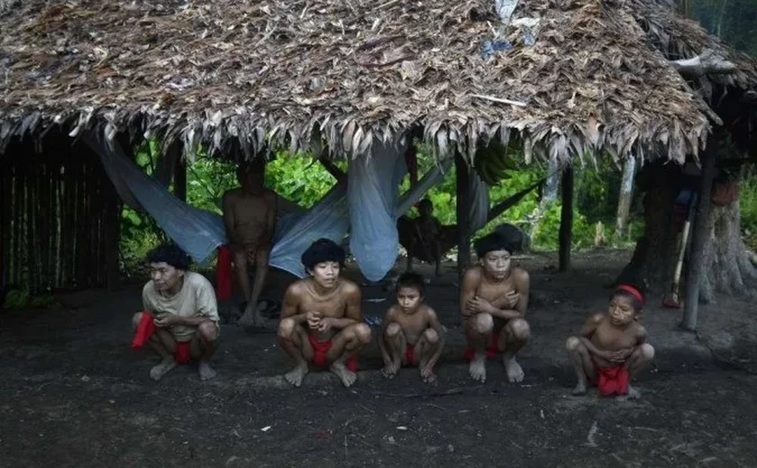 STF apura indícios de que Bolsonaro enviou dados falsos sobre Ianomâmis