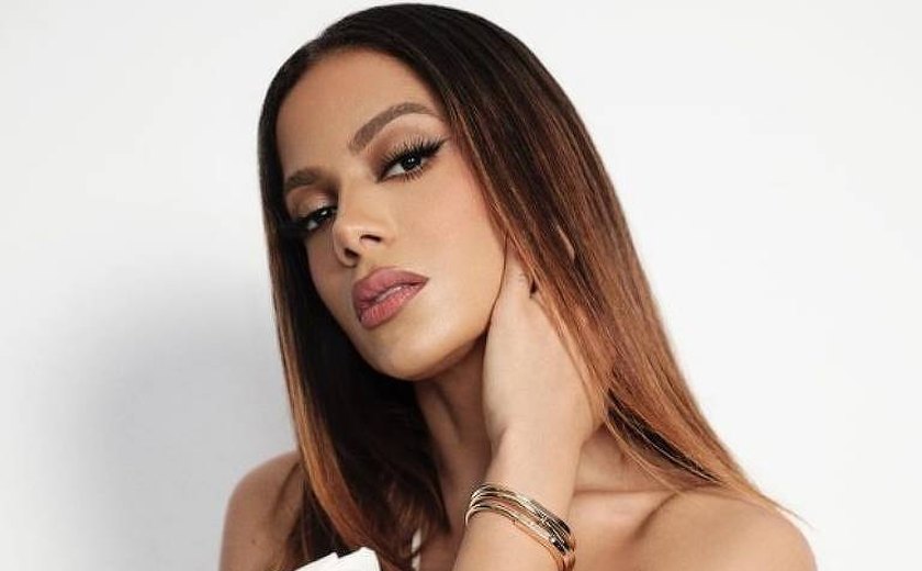 Anitta sobre se apaixonar por uma mulher: Sempre foi uma coisa de diversão