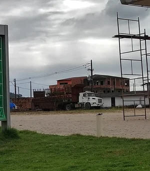 Encher tanque com gasolina ficou quase R$ 80,00 mais caro em 2021