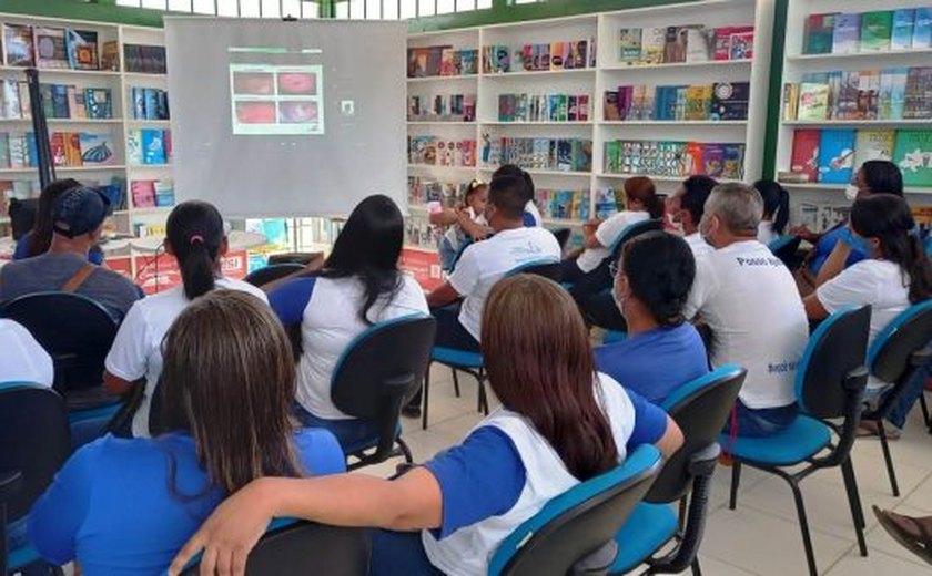 Sesau capacita mais de 3 mil agentes de saúde sobre câncer do colo do útero e de mama