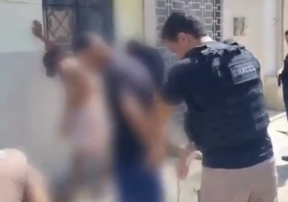 Suspeito de perseguir e matar homem a facadas em Maceió, foi preso