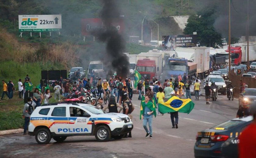 STF forma maioria a favor de decisão que proibiu bloqueio de vias