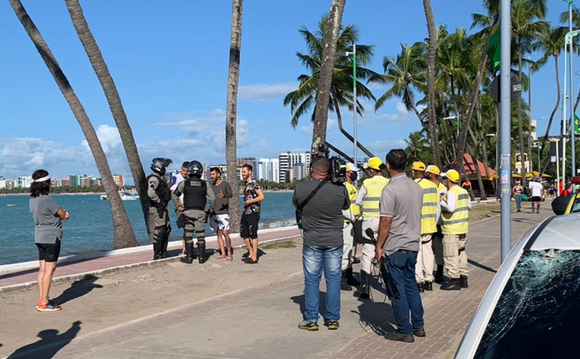 Médico é atropelado enquanto praticava atividade física  no calçadão da Ponta Verde, em Maceió