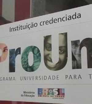 Alunos pagantes do ensino médio privado poderão ingressar no Prouni