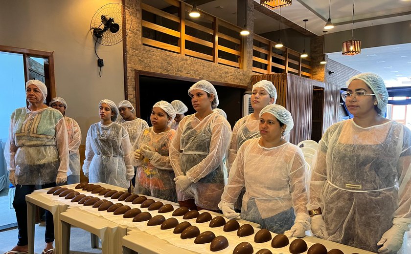 Assistência Social de Santana do Mundaú oferta tradicional curso de Ovos de Páscoa