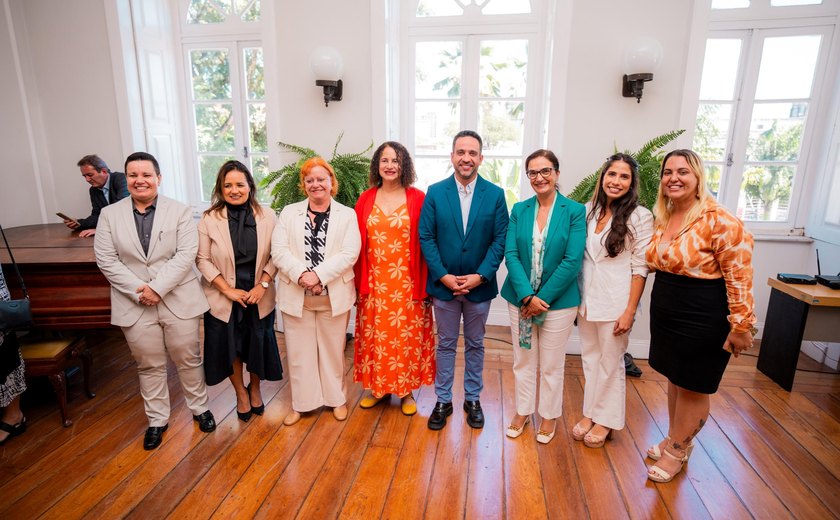 Governo de Alagoas e Governo Federal firmam parceria para ampliação da internet no estado