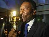 Lei estabelece 19 de novembro como Dia do Rei Pelé