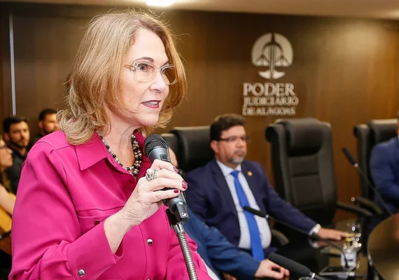 Silvana Lessa Omena é a primeira mulher a chegar ao TJAL por meio de lista exclusiva feminina