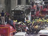 Acidente entre trem e ônibus em Bangkok deixa 8 mortos e 35 feridos