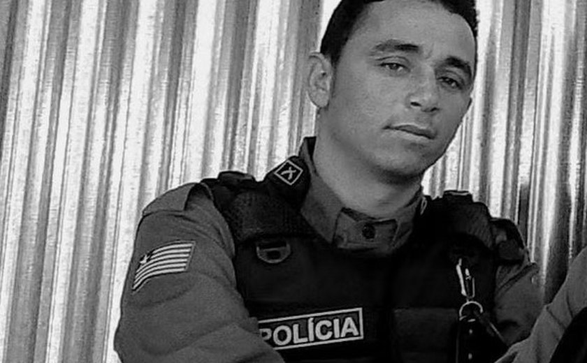 Policial militar é encontrado morto carbonizado dentro de carro