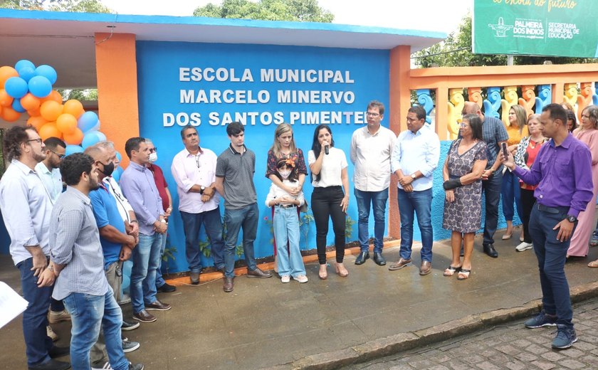 Prefeito Júlio Cezar entrega Escola Marcelo Pimentel à comunidade do Paraíso