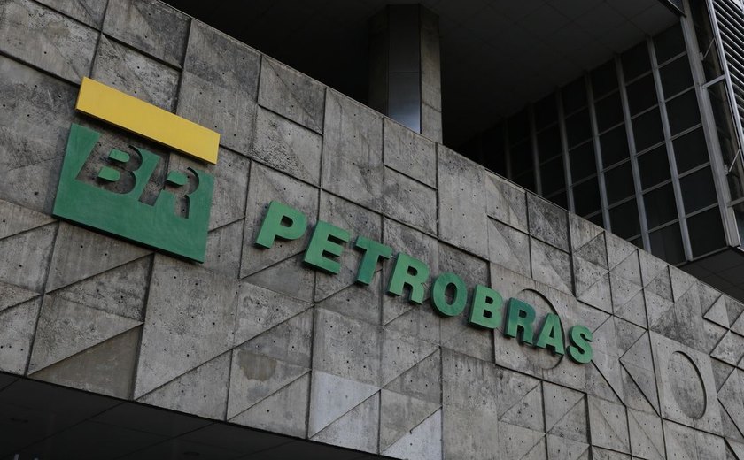 Petrobras anuncia R$ 10 milhões para programas culturais