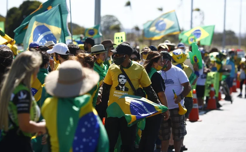 Bolsonaristas pedem 'fique em casa' no 7 de Setembro como 'protesto'