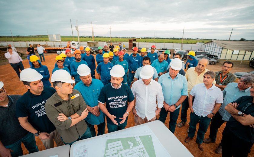 Paulo Dantas assina Ordem de Serviço para inicio das obras do Hospital Metropolitano do Agreste