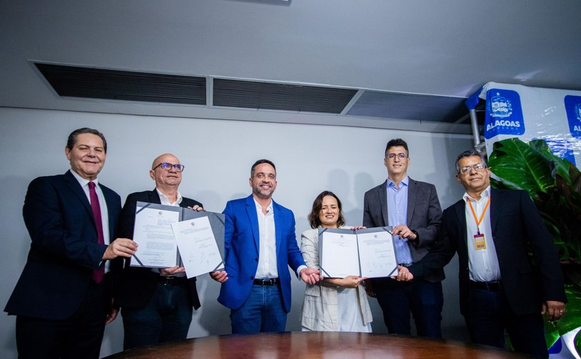 Governador assina decretos que isentam em R$ 30 milhões os setores atacadista, varejista e panificador