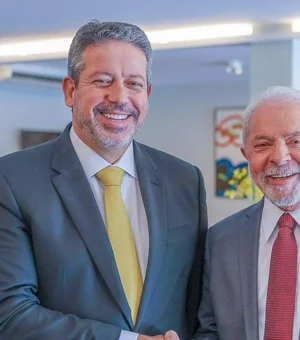 Agora é oficial: Arthur Lira entra na base de apoio a Lula