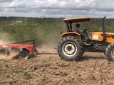 Apoio ao produtor: agricultura de Branquinha realiza serviços de preparação de solo para plantio