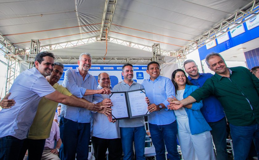 Governador assina retomada da construção do Hospital Regional do Médio Sertão, em Palmeira dos Índios