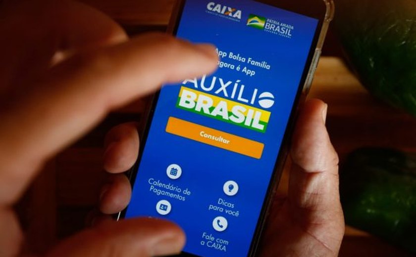 Auxílio Brasil: pagamentos do mês de junho começam a partir do dia 17