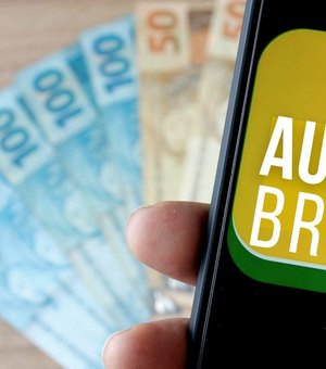 Governo remaneja saldo de R$ 9,3 bilhões do Bolsa Família para pagamento do Auxílio Brasil