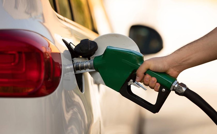 Petrobras anuncia novo aumento no preço da gasolina e do diesel