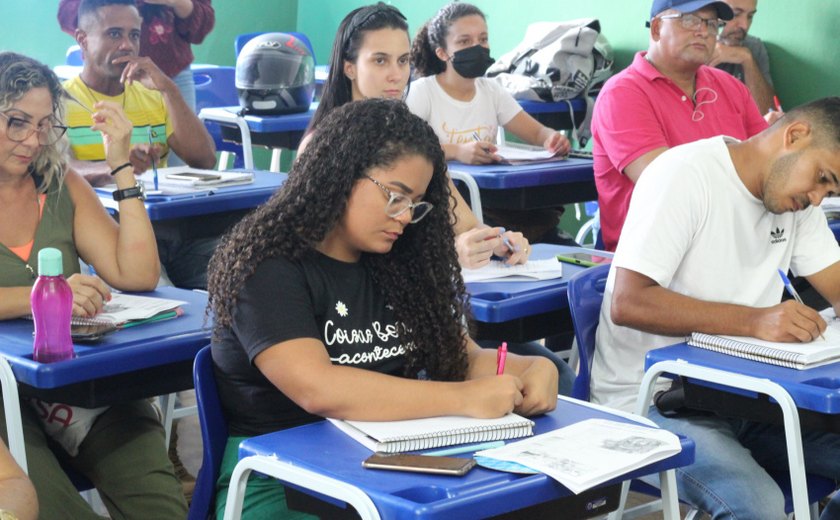 Estudantes do Núcleo de Línguas contam experiência com o curso de idiomas em Maceió