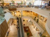 Shoppings vão ter horário especial a partir desta sexta-feira