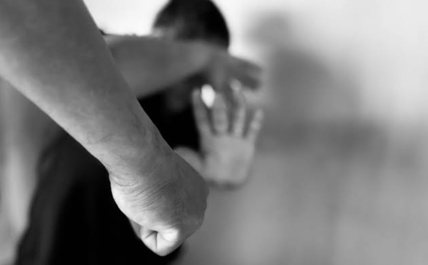 Gestante de 33 semanas é agredida pelo marido e agressor é preso em Ibateguara