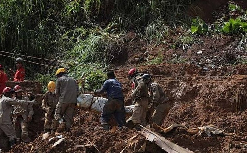 Chuvas em Recife: Mãe morreu agarrada aos filhos, diz morador que ajudou em resgate