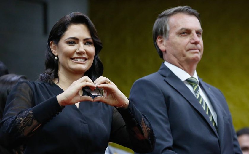 Em silêncio após resultado, Jair bolsonaro e Michelle param de se seguir no instagram e web repercute