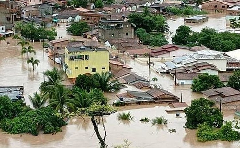 Sobe para 20 o total de mortes causadas pelas chuvas na Bahia