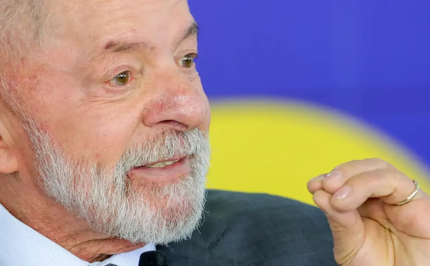 Lula defende aumento do IOF como forma de financiar gastos públicos