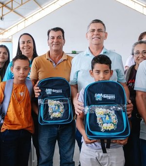 Gestão de Geo Cruz reforça valorização de profissionais da educação