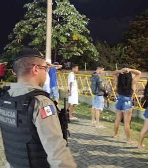 Polícia impede realização de festa no Mirante do Jacintinho e aborda participantes